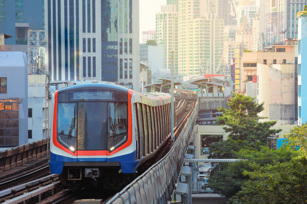 バンコクの地下鉄以外の鉄道