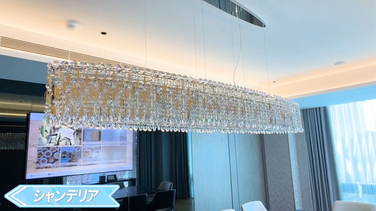 【Chatrium Grand Bangkok】リビングのシャンデリア