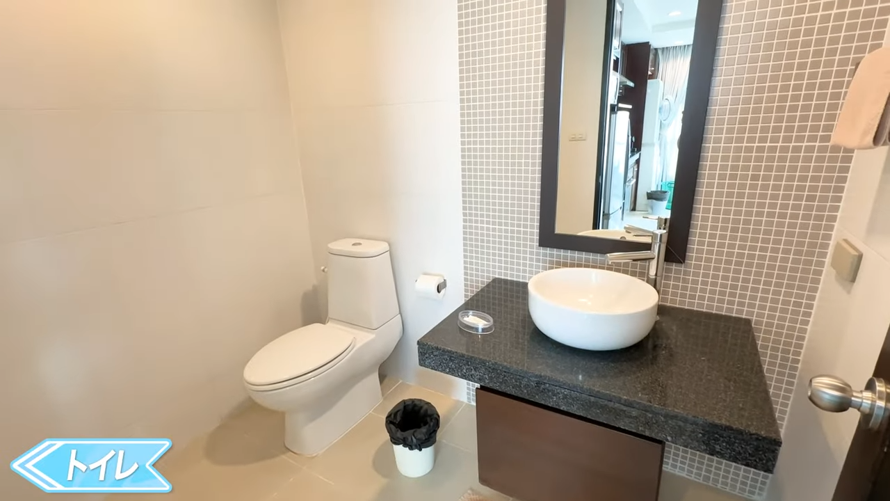 【Silom Lofts】トイレ