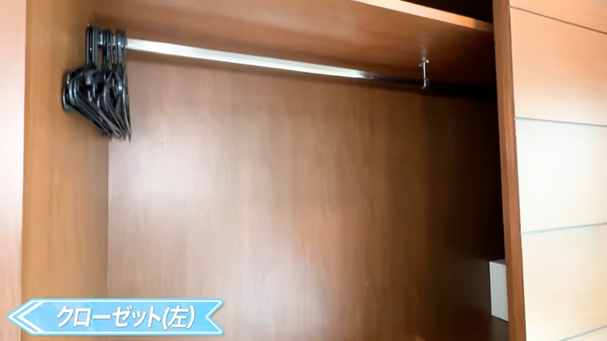 【Silom forest Residence】ベッドルームのクローゼット（左）