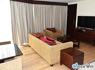 Lohas Residences Sukhumvit（ロハス レジデンス スクンビット） 1ベッドルーム 60〜65㎡ 画像3