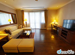 Mayfair Bangkok Marriott Executive Apartments（メイフェアー バンコク マリオット エグゼクティブ アパートメント） 2ベッドルーム 100㎡ 画像1